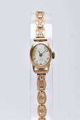 A LADY'S 9CT GOLD ROTARY WRISTWATCH', oval case measuring approximately 16.5mm x 14.0mm,