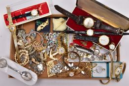 A TRAY OF ASSORTED COSTUME JEWELLERY AND WRISTWATCHES, to include a quantity of costume jewellery