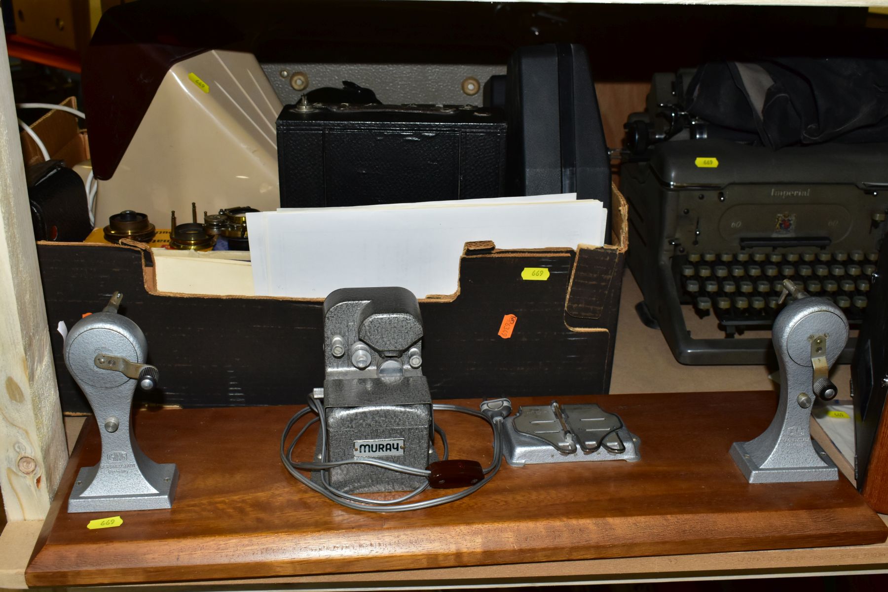 A GROUP OF RADIO'S, TYPEWRITERS, CAMERAS, ETC, including a Roberts R404 radio with envelope of - Image 2 of 14