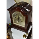 AN EARLY 2OTH CENTURY MAHOGANY STAINED GEORGE III STYLE BRACKET CLOCK, silvered dial with Arabic