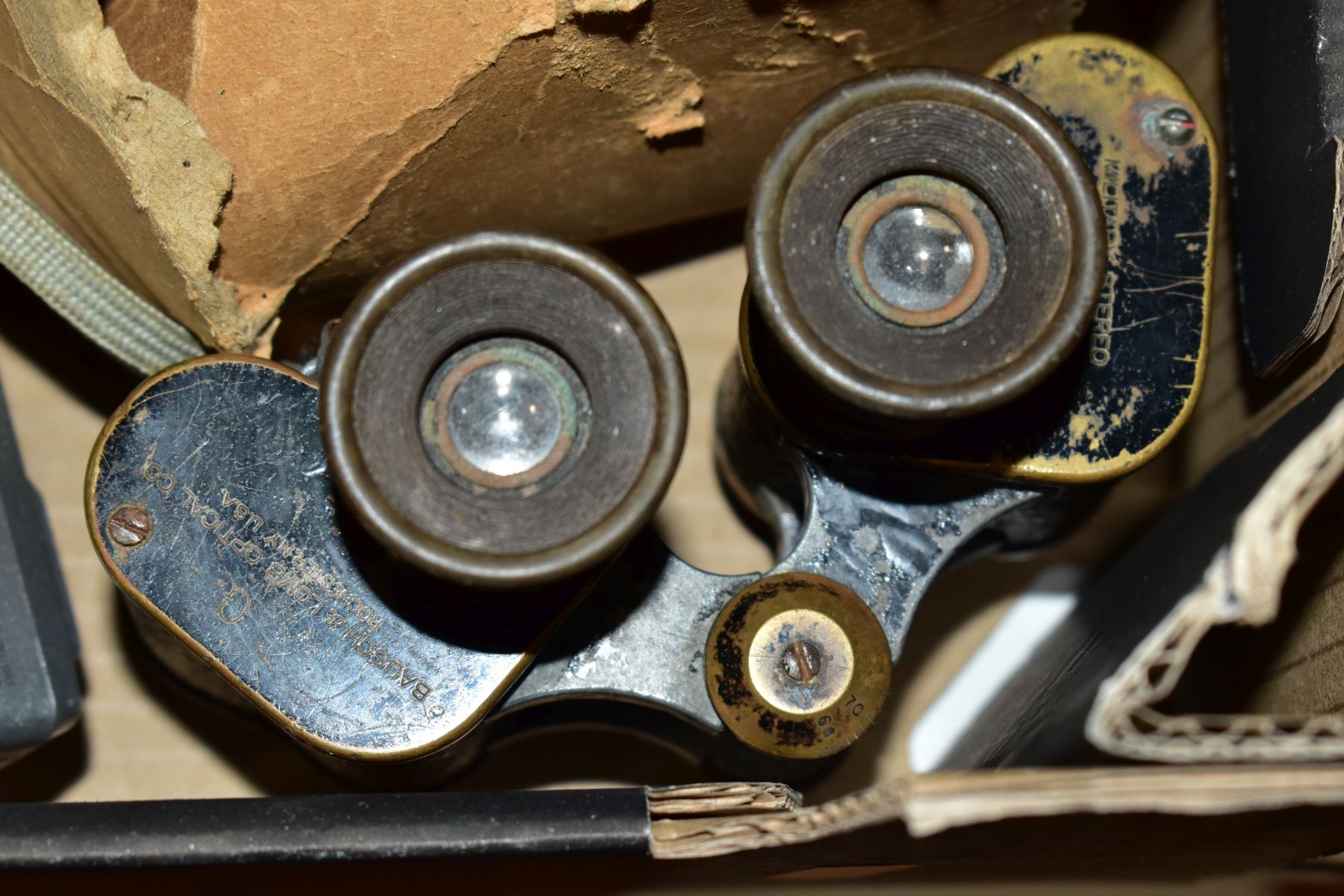 A BOX OF CAMERAS AND BINOCULARS, to include a Rolleicord Compur camera in leather case, an Ensign - Image 2 of 5