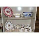 A GROUP OF SPODE CERAMICS, including a set of six 'Rockingham' pattern dinner plates and a