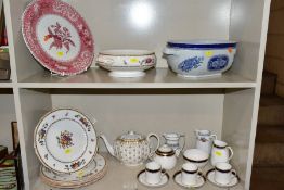 A GROUP OF SPODE CERAMICS, including a set of six 'Rockingham' pattern dinner plates and a