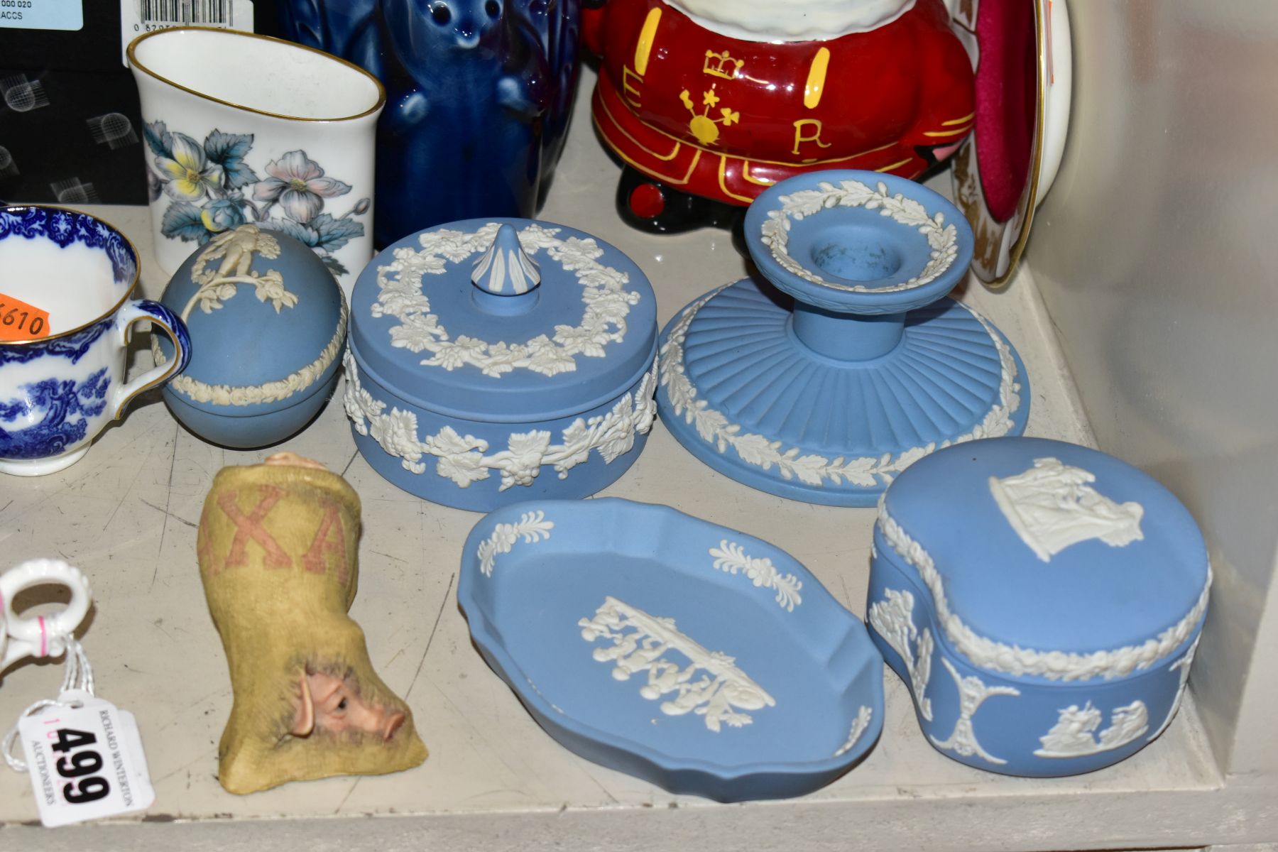 A GROUP OF ORNAMENTS, GIFT WARE, ETC, to include small Royal Worcester 'Enchantment' jug, height - Image 5 of 16