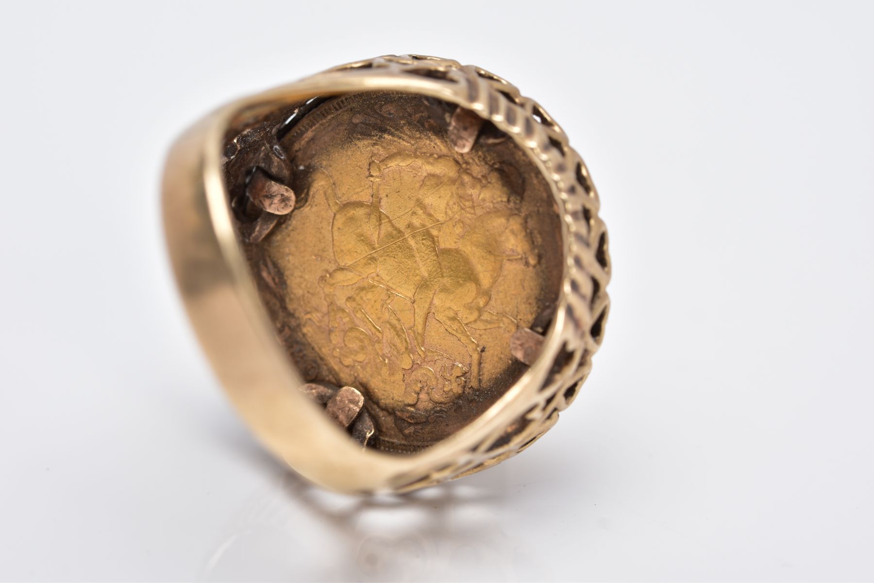 A MOUNTED VICTORIAN FULL SOVEREIGN RING, the full sovereign dated 1890, obverse depicting Queen - Image 6 of 6