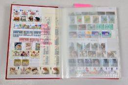 GB DECIMAL COMM EMORATIVE MINT COLLECTION in red stockbook 1984-2001 often duplicated