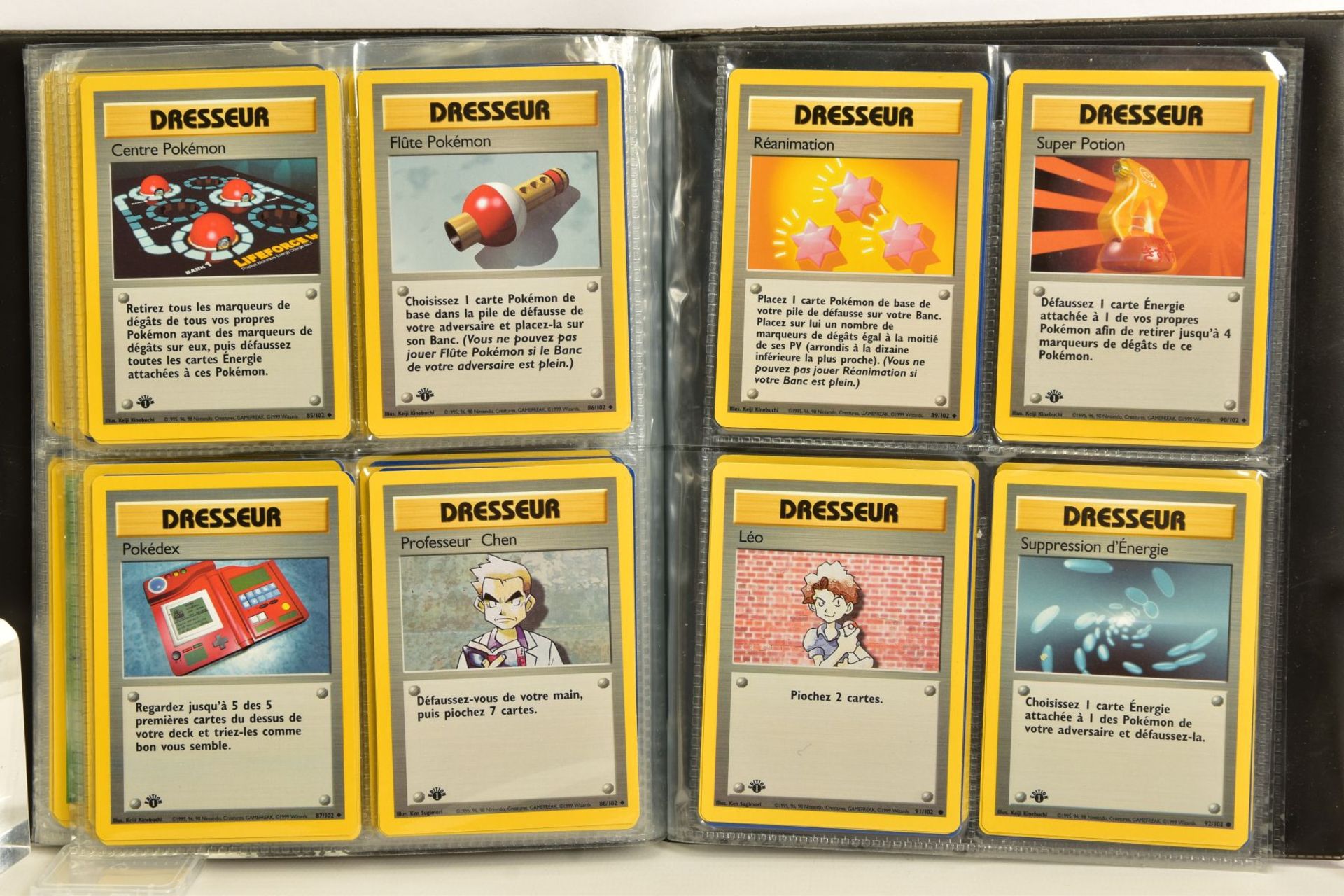 A COMPLETE POKEMON JUNGLE SET & A QUANTITY OF FRENCH POKEMON BASE SET CARDS, both contained in - Image 13 of 24