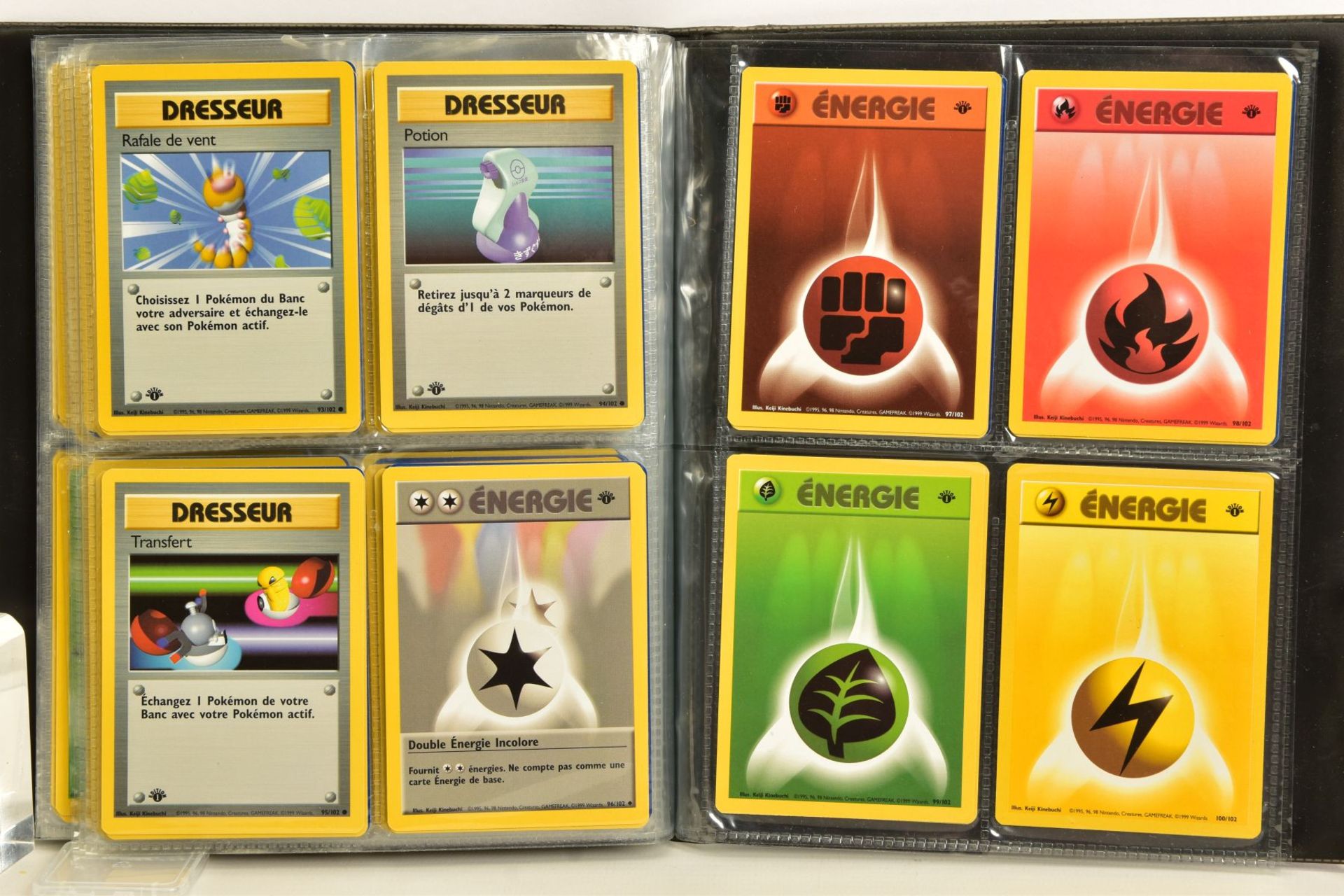 A COMPLETE POKEMON JUNGLE SET & A QUANTITY OF FRENCH POKEMON BASE SET CARDS, both contained in - Image 14 of 24