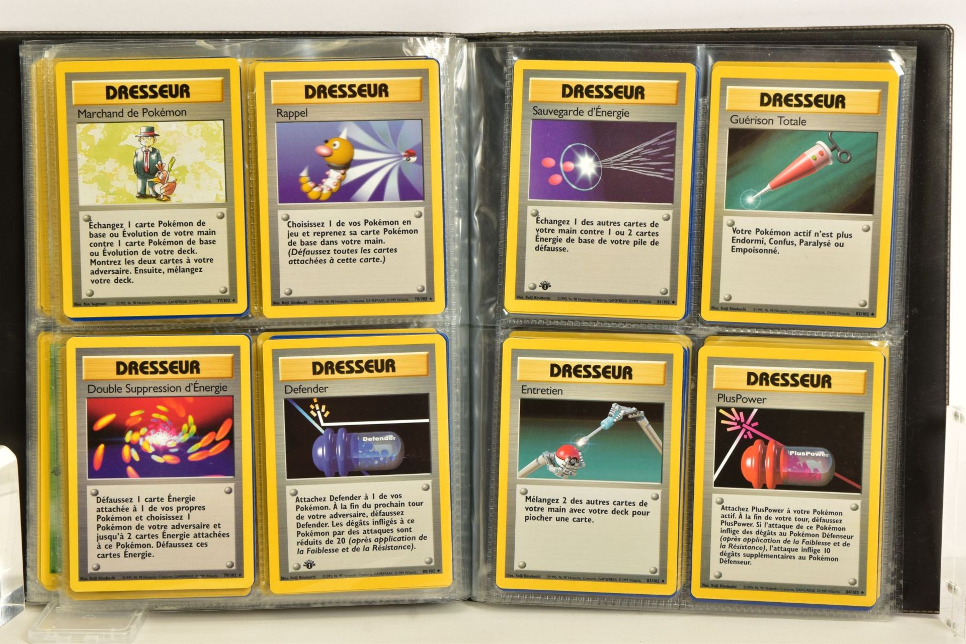 A COMPLETE POKEMON JUNGLE SET & A QUANTITY OF FRENCH POKEMON BASE SET CARDS, both contained in - Image 12 of 24