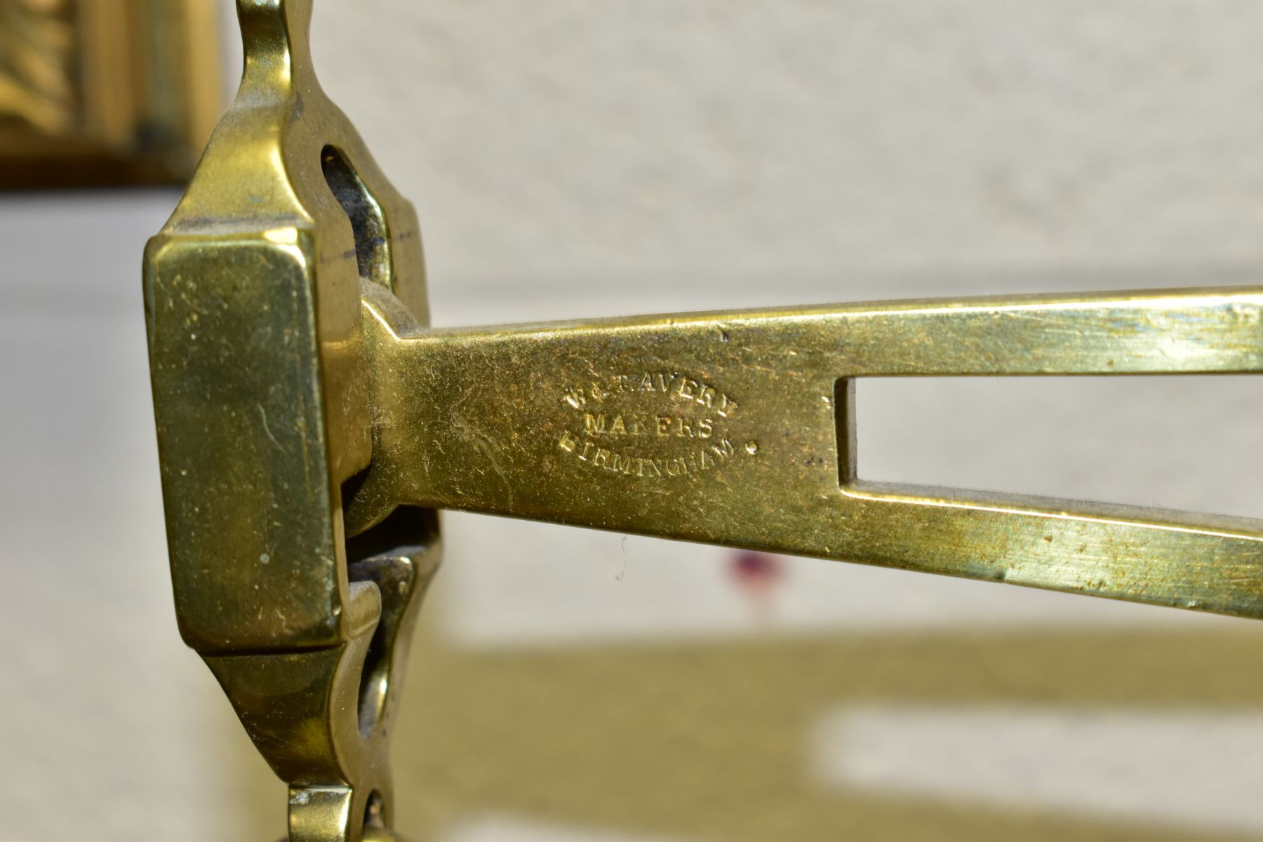 A SET OF CAST IRON AND BRASS W.T.AVERY 'AGATE' BALANCE SCALES, no weights but otherwise appear - Bild 6 aus 10