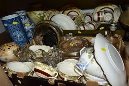 TWO BOXES AND LOOSE OF CERAMICS AND GLASS, including Midwinter part dinner service, standard