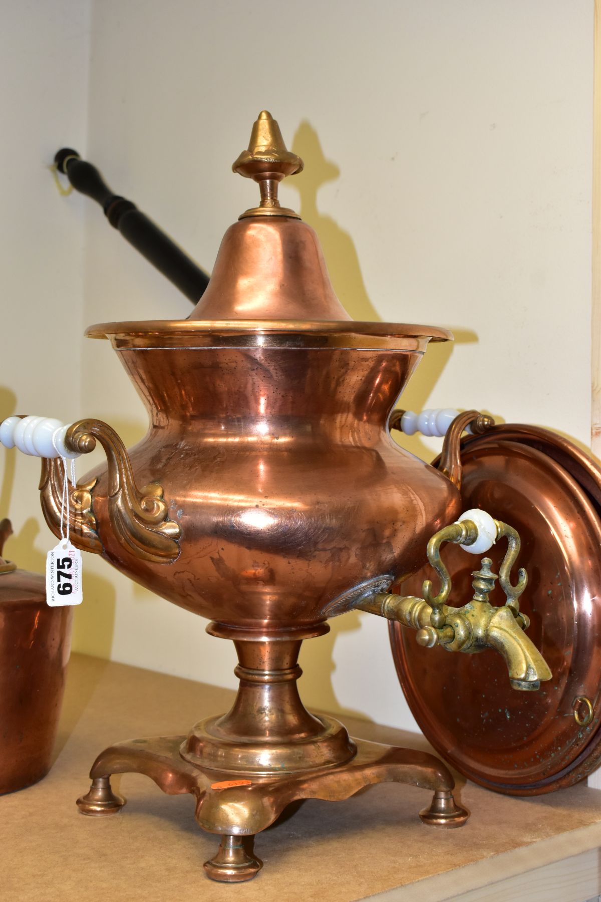A VICTORIAN STYLE COPPER SAMOVAR, approximate height 48cm, having brass tap (s.d), milk glass - Image 4 of 4