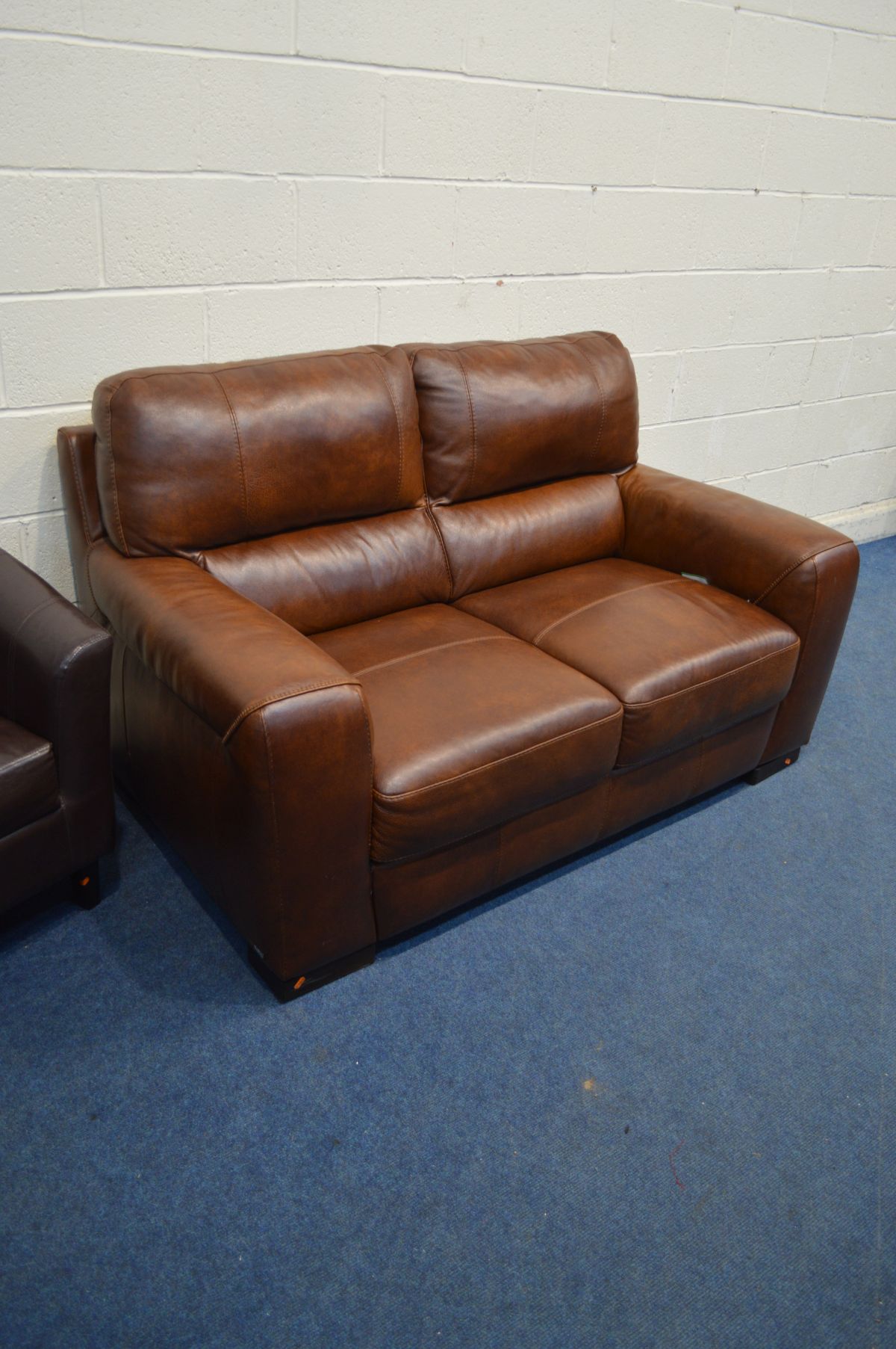 A BROWN LEATHER SISI ITALIA SETTEE, width 163cm, width inner width 118cm x depth 100cm, together - Image 2 of 4