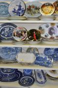 A QUANTITY OF COLLECTORS PLATES AND BLUE AND WHITE CERAMICS ETC, to include oval game birds