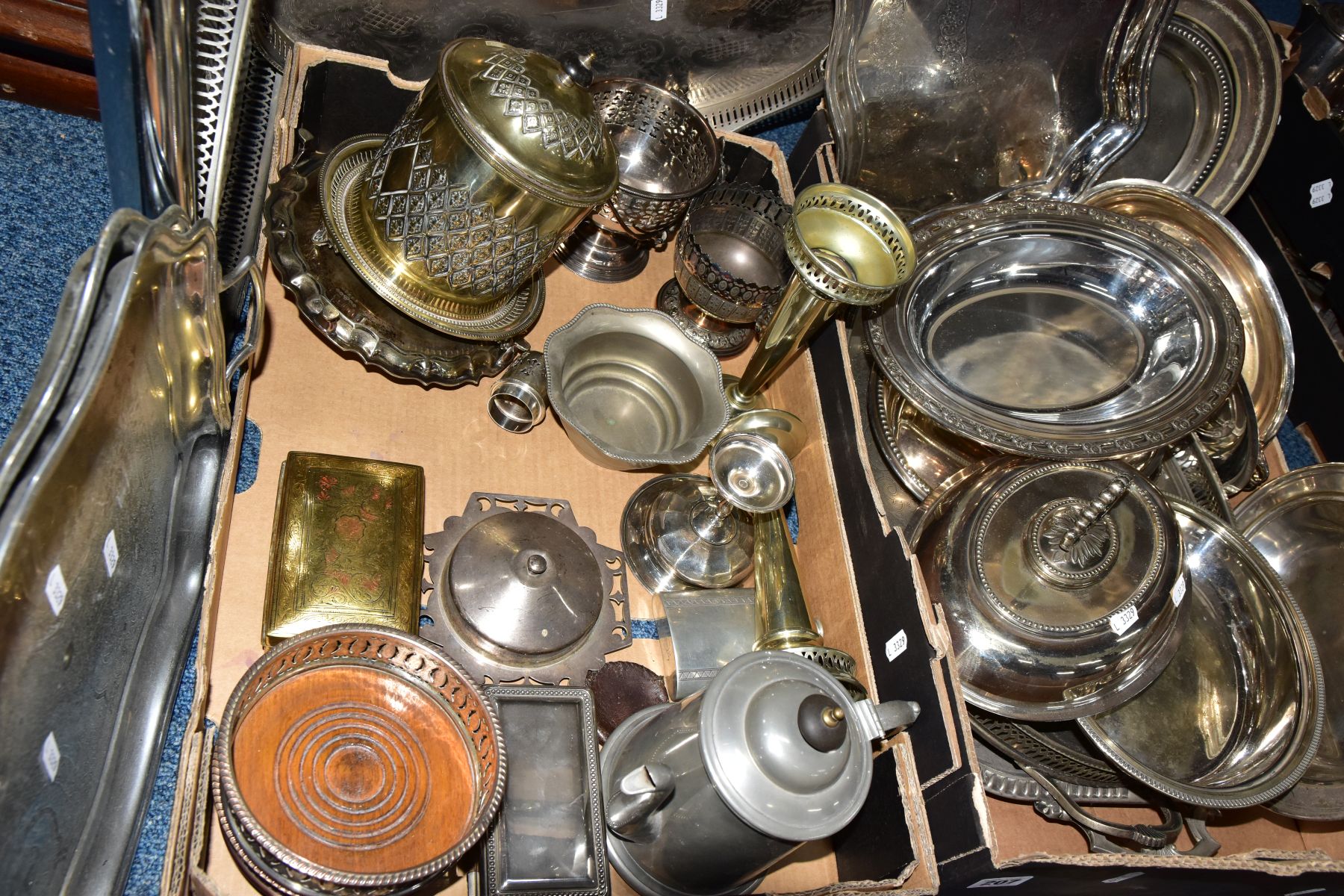 TWO BOXES OF WHITE METAL WARE, to include a box of various sized trays and entree dishes, such as - Image 6 of 9