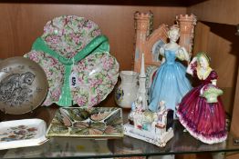 A GROUP OF CERAMIC ORNAMENTS, PLATES, ETC, to include a Shelley 'Maytime' hors d'oeuvre dish,