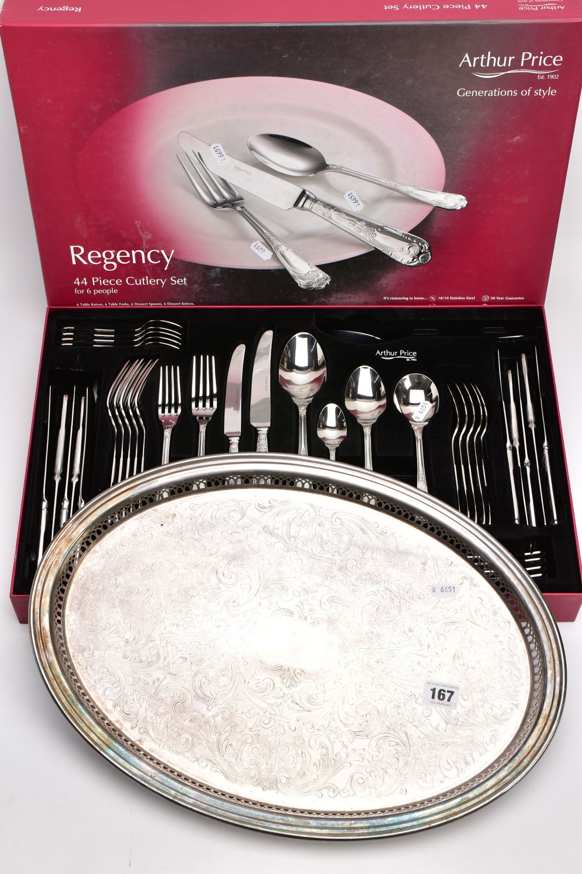 A BOXED 'ARTHUR PRICE' STAINLESS STEEL CUTLERY SET AND AN OVAL TRAY, a full 'Regency' forty four