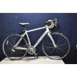 A MERIDA RIDE RACING BIKE 77 JULIET EDITION with 16 speed Sun Race gears with brake level change,