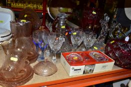 A COLLECTION OF DECORATIVE AND FUNCTIONAL GLASS, ETC, to include Hazel Atlas 'Royal Lace' 1930's