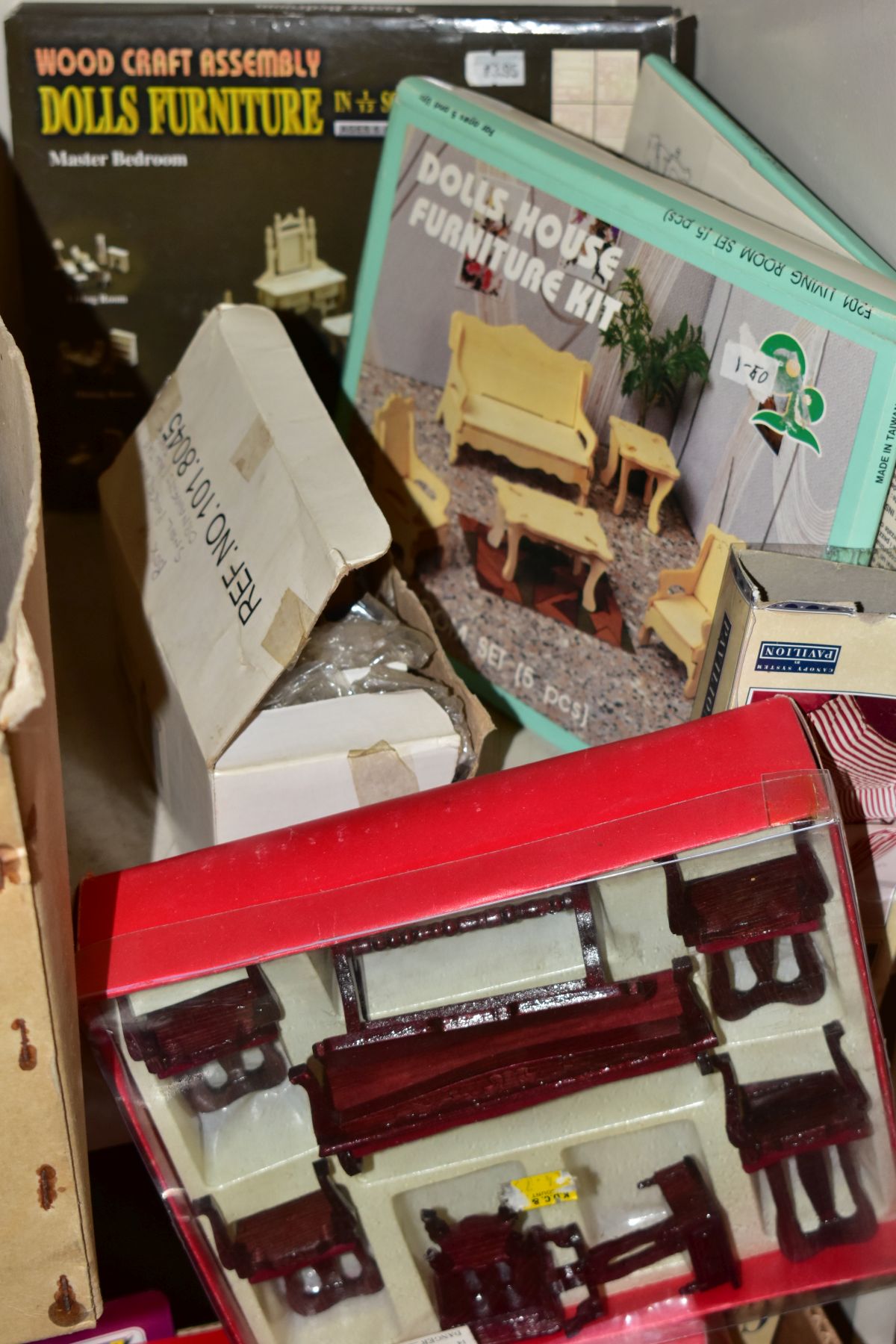 THREE BOXES OF (MOSTLY BOXED) DOLLS HOUSE FURNITURE ETC, including items made by Russ, Metalex, - Image 3 of 4