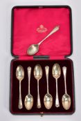 A CASED SET OF EARLY 20TH CENTURY SILVER TEASPOONS AND CASED SET OF SIX TEASPOONS, each with a