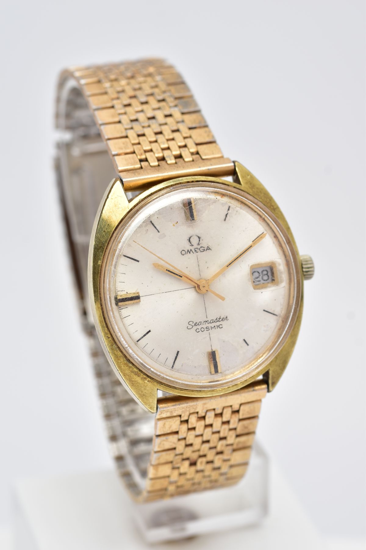 A GENTS GOLD-PLATED 'OMEGA' WRISTWATCH, hand wound movement, round silver dial signed 'Omega, - Image 2 of 6