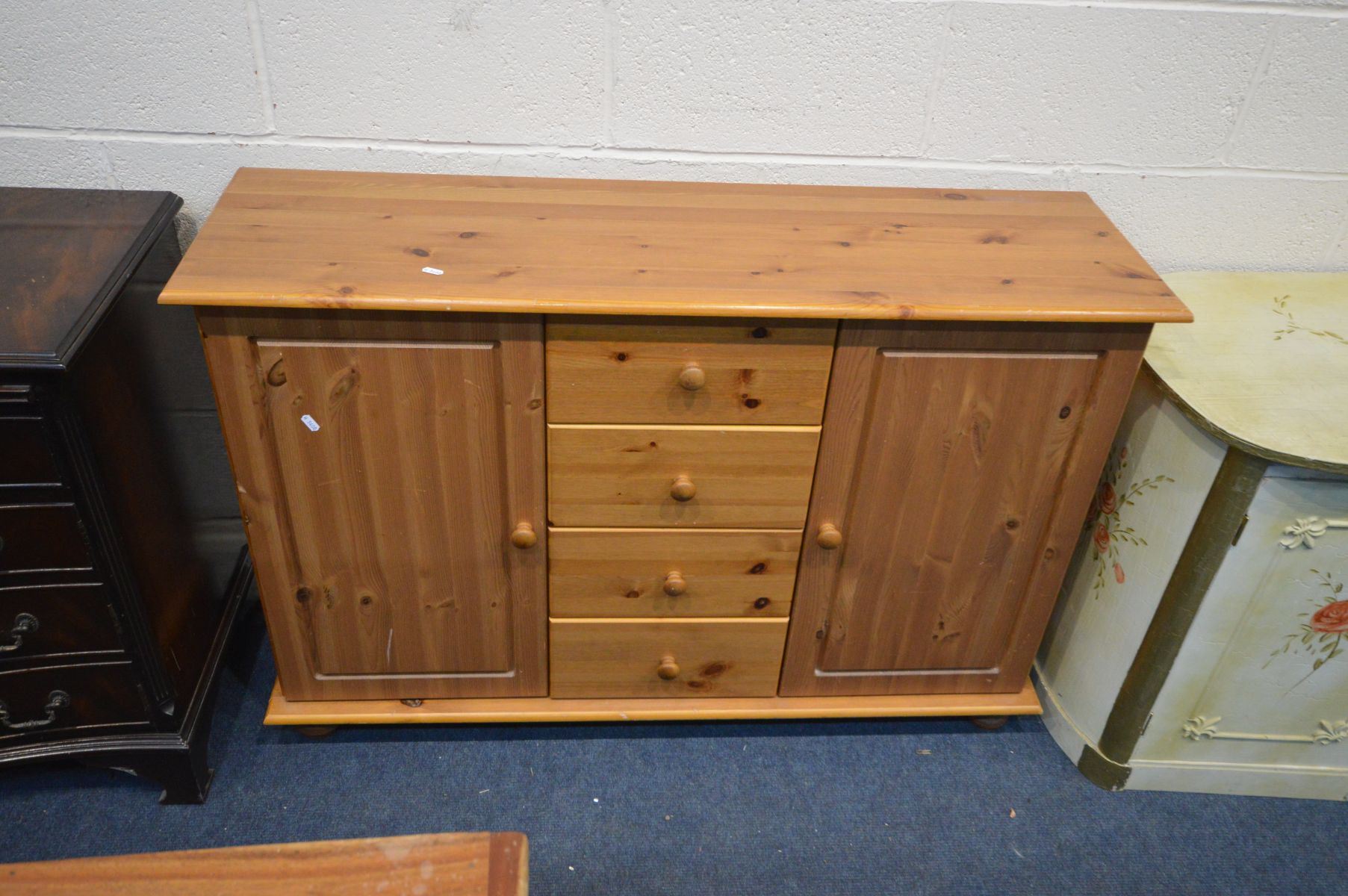 SIX VARIOUS PIECES OF FURNITURE, to include a mango wood side cabinet, width 100cm x depth 40cm x - Image 5 of 6
