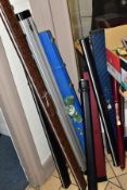 A QUANTITY OF WOODEN CUES BY TONY GLOVER/GLOVER CUES, all are two piece cues some with extension