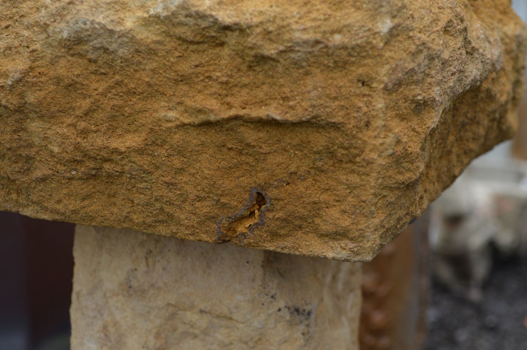 A RED SANDSTONE SUN DIAL, breaks into four sections, height 90cm - Image 4 of 4