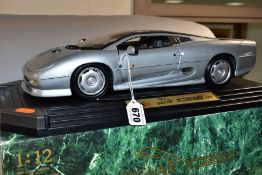 A BOXED MAISO JAGUAR XJ220 (1992), No 33201, 1/12 scale, appears complete and in very good condition