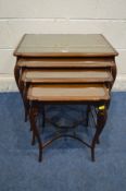 IN THE MANNER OF WARING & GILLOW MAHOGANY NEST OF FOUR TABLES, all tables with cabriole legs