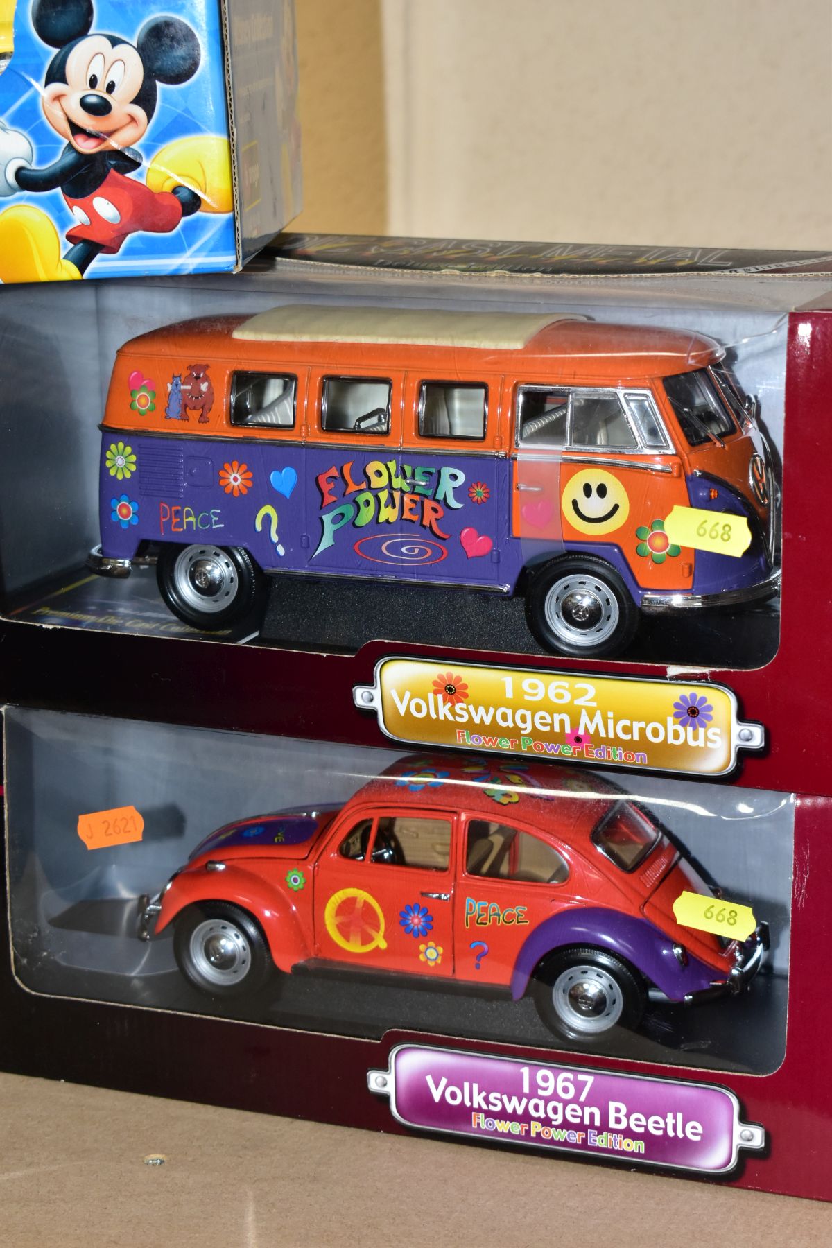 FIVE BOXED MODERN 1/18 SCALE DIECAST MODELS, Burago Disney collection Mickey Mouse Volkswagen - Image 2 of 4