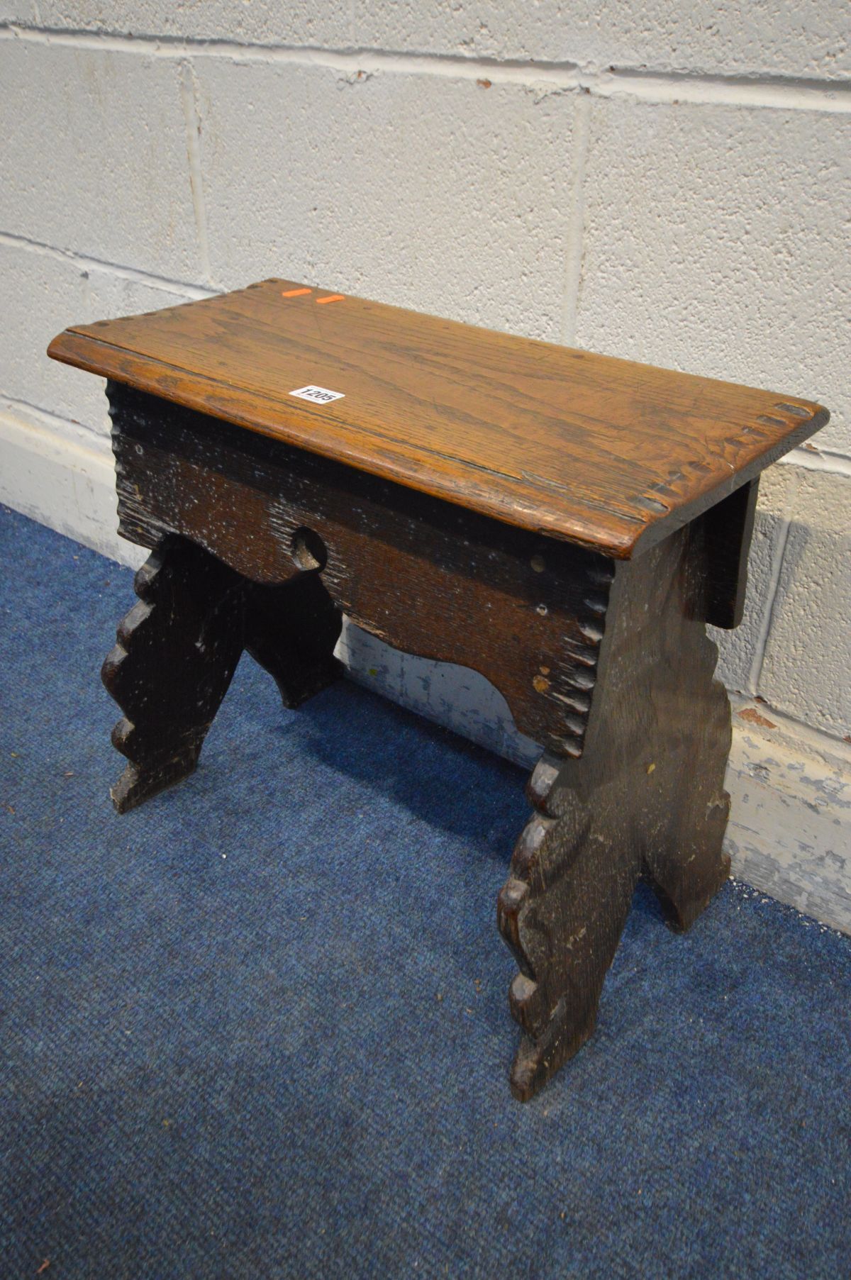 A GEORGIAN BOARDED OAK STOOL, a single plank top to twin shaped supports, width 51cm x depth 30cm - Image 2 of 6