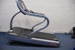 A STARTRAC E-TRxe TREADMILL, with 15in TV Touchscreen with Star Trac Coach (not PAT tested as no