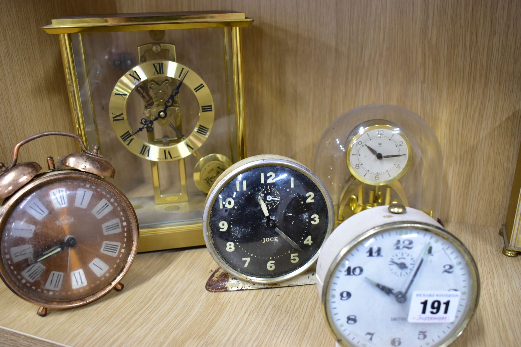NINETEEN MANTLE AND BEDSIDE CLOCKS, to include four plastic domed rotating pendulum clocks, such - Image 2 of 7