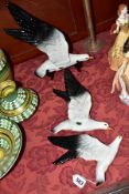 A SET OF THREE BESWICK SEAGULL WALL PLAQUES, NO'S. 922/1/2/ and 3 (Condition Report: