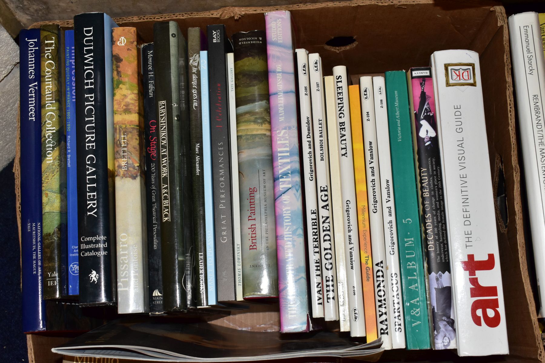 BOOK: THE ARTS, approximately one hundred titles, mostly hardback, in four boxes to include, - Image 3 of 5
