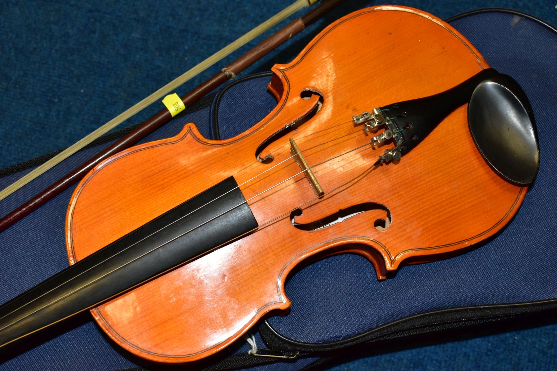 A ¾ LENGTH CHILDS VIOLIN, made in the Peoples Republic of China, total length approximately 52. - Image 2 of 5