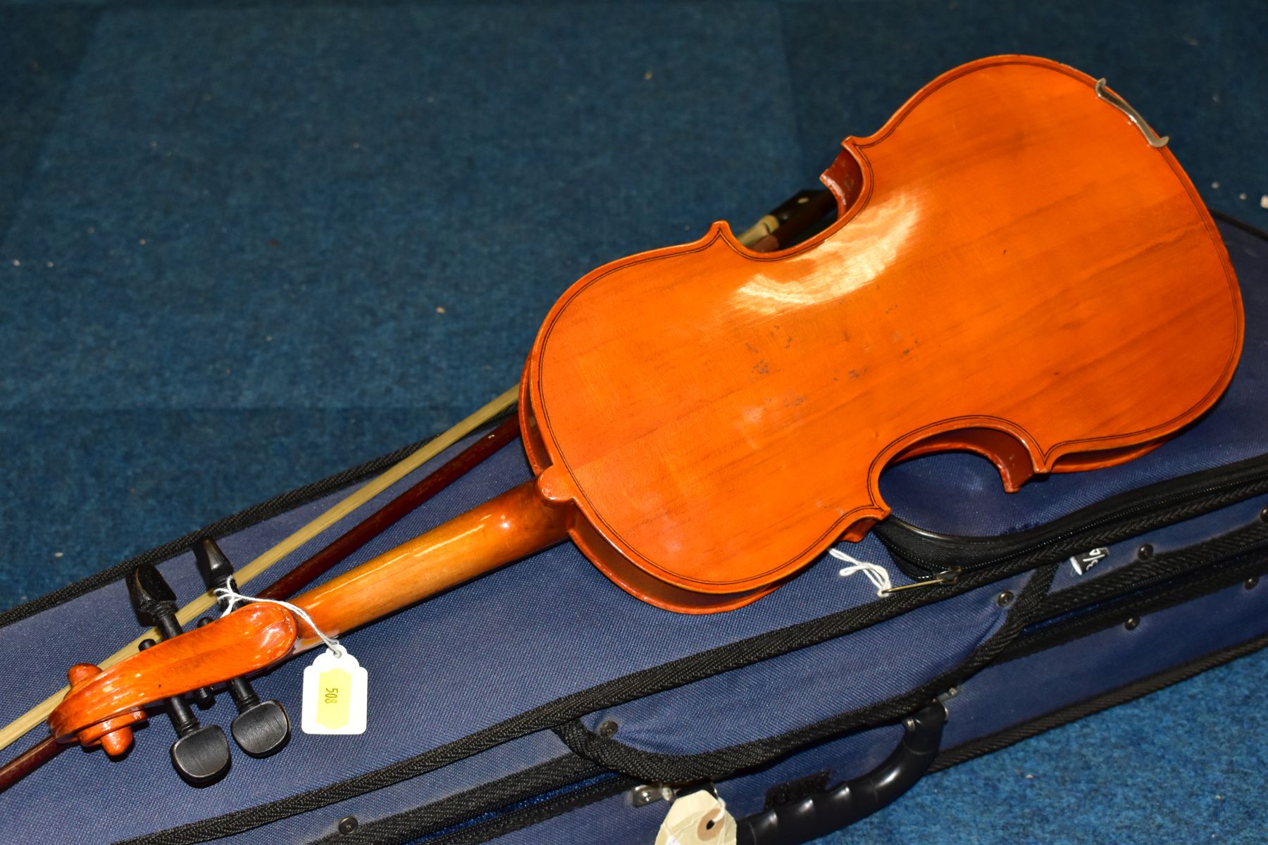 A ¾ LENGTH CHILDS VIOLIN, made in the Peoples Republic of China, total length approximately 52. - Image 4 of 5