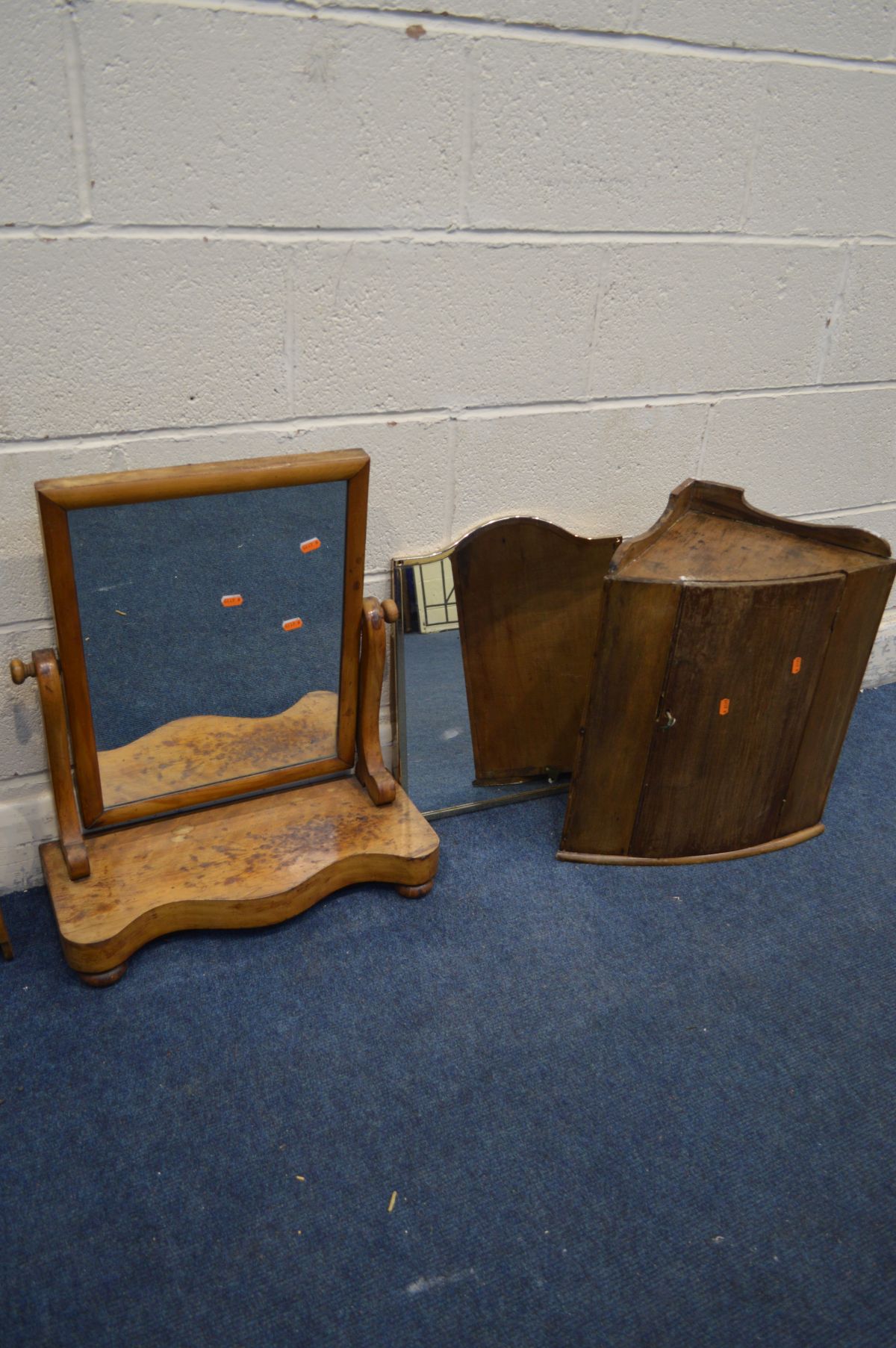 AN EDWARDIAN MAHOGANY CORNER CHAIR, along with a Victorian toilet mirror, late Victorian satinwood - Image 4 of 4