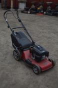 A MOUNTFIELD HW 511 PD 4IN1 PETROL LAWNMOWER, with grass box (broken lever)