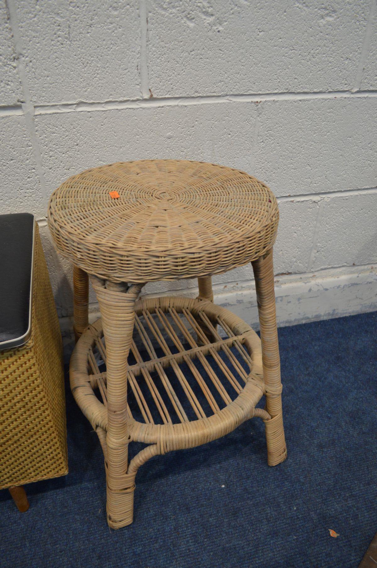 A COLLECTION OF OCCASIONAL FURNITURE, to include a pine nest of three tables, mid 20th century - Image 5 of 5