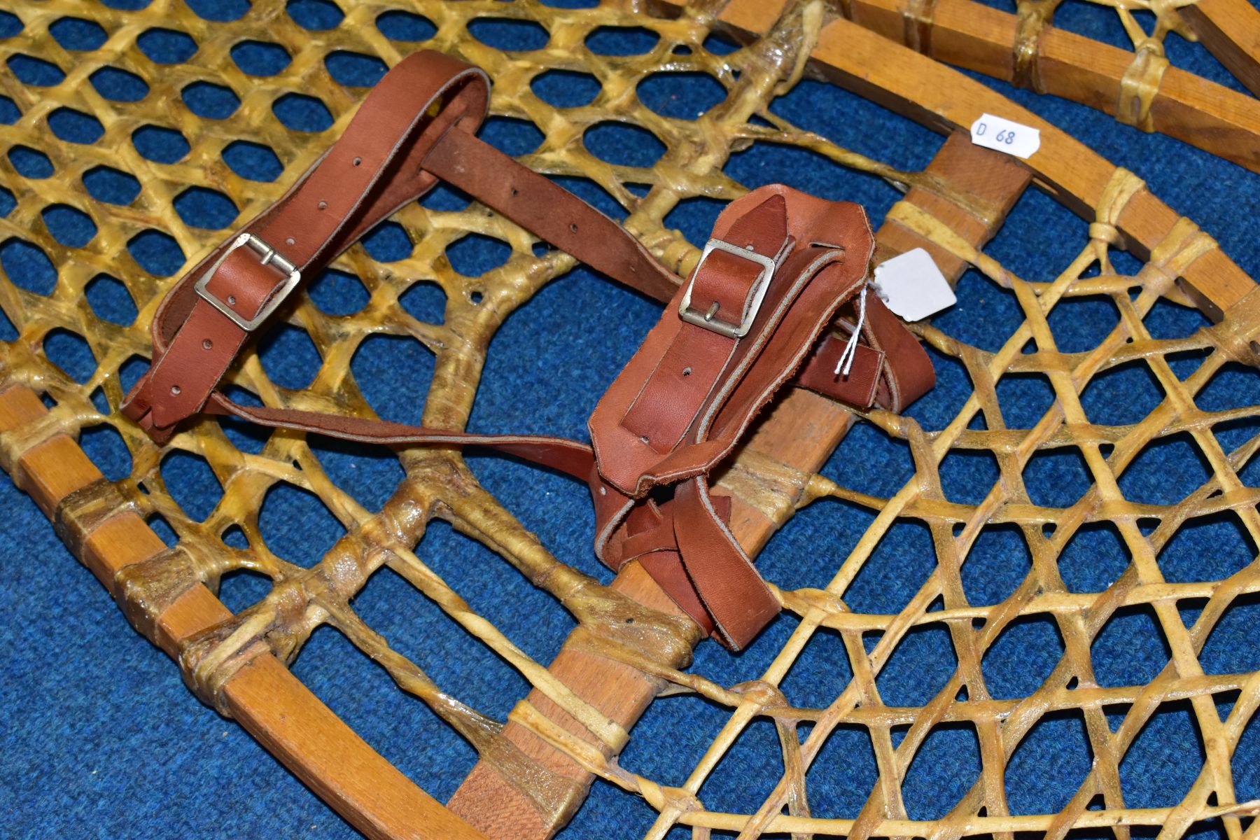 A PAIR OF LATE 20TH CENTURY BENTWOOD AND GUT STRUNG SNOWSHOES, with tan leather straps, length - Image 2 of 4