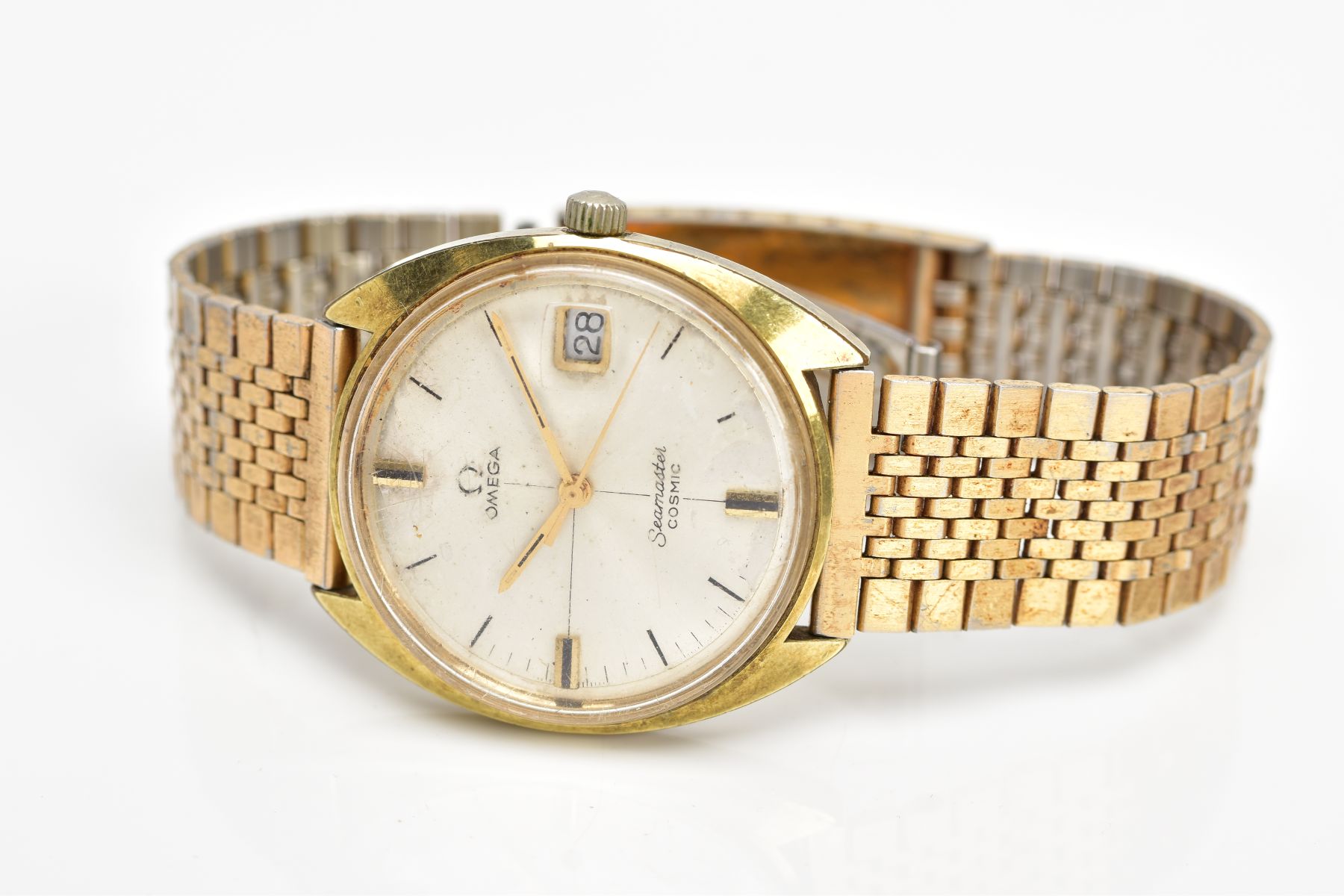 A GENTS GOLD-PLATED 'OMEGA' WRISTWATCH, hand wound movement, round silver dial signed 'Omega, - Image 4 of 6