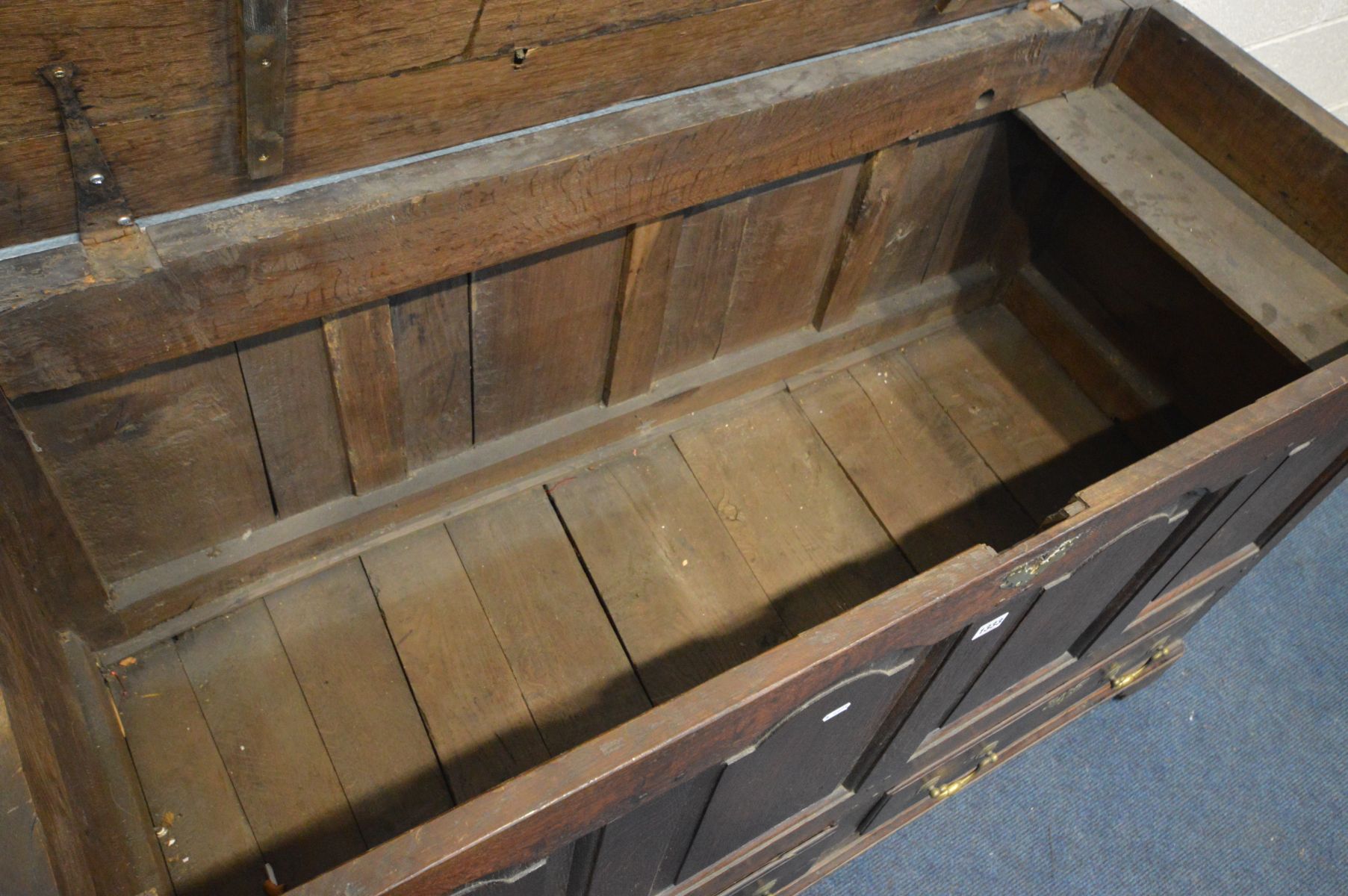 A GEORGIAN OAK MULE CHEST, four fielded panels above two drawers with brass escutcheons and drop - Image 3 of 4