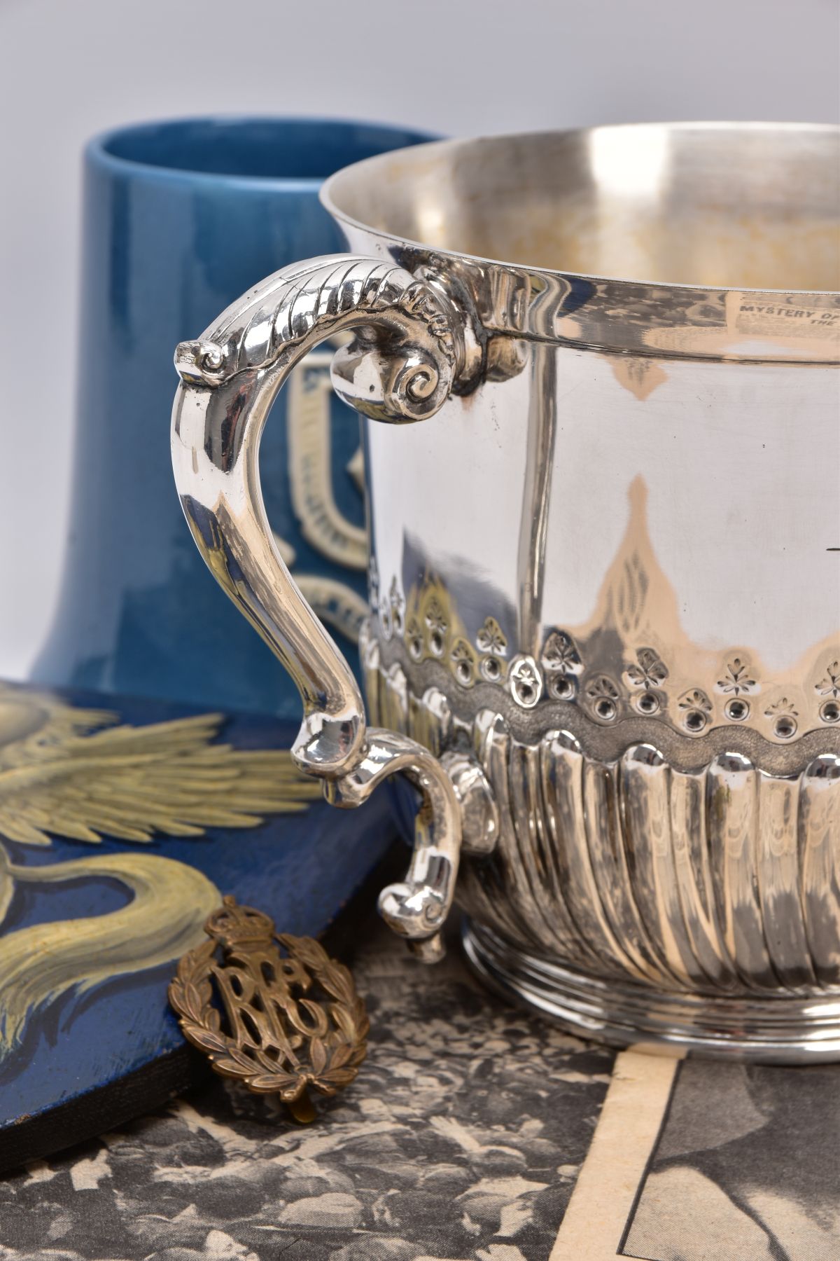 A BOX CONTAINING A LARGE SILVER PLATED CUP ENGRAVED TO FRONT, '13th Battery, 1st F.A.V. Corps, - Image 13 of 13