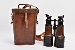 BOXED PAIR OF WWI ERA FIELD BINOCULARS, fully working and fully marked 7625 by Ross London, crow