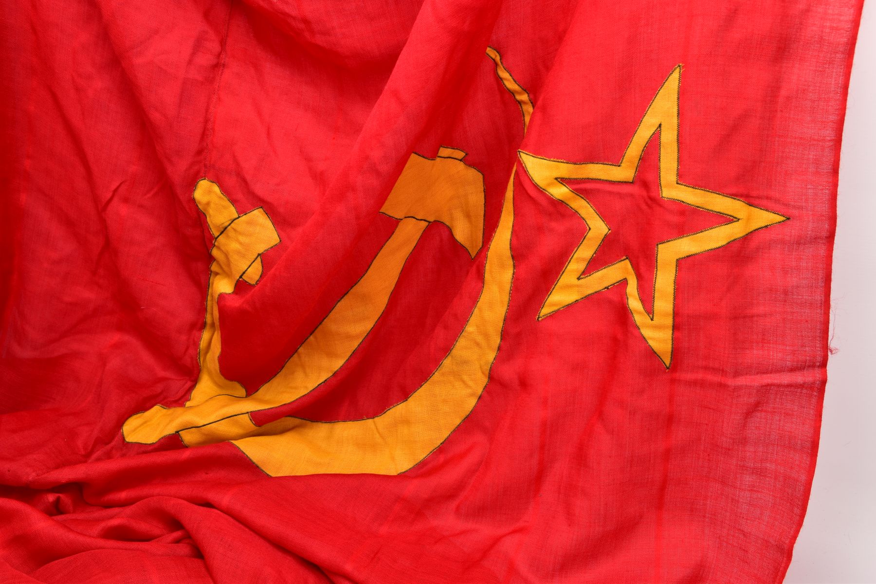 A LARGE RED/GOLD COLOURED RUSSIAN (CCCP) FLAG, approximately six feet x eight feet, corded and bound - Image 3 of 3