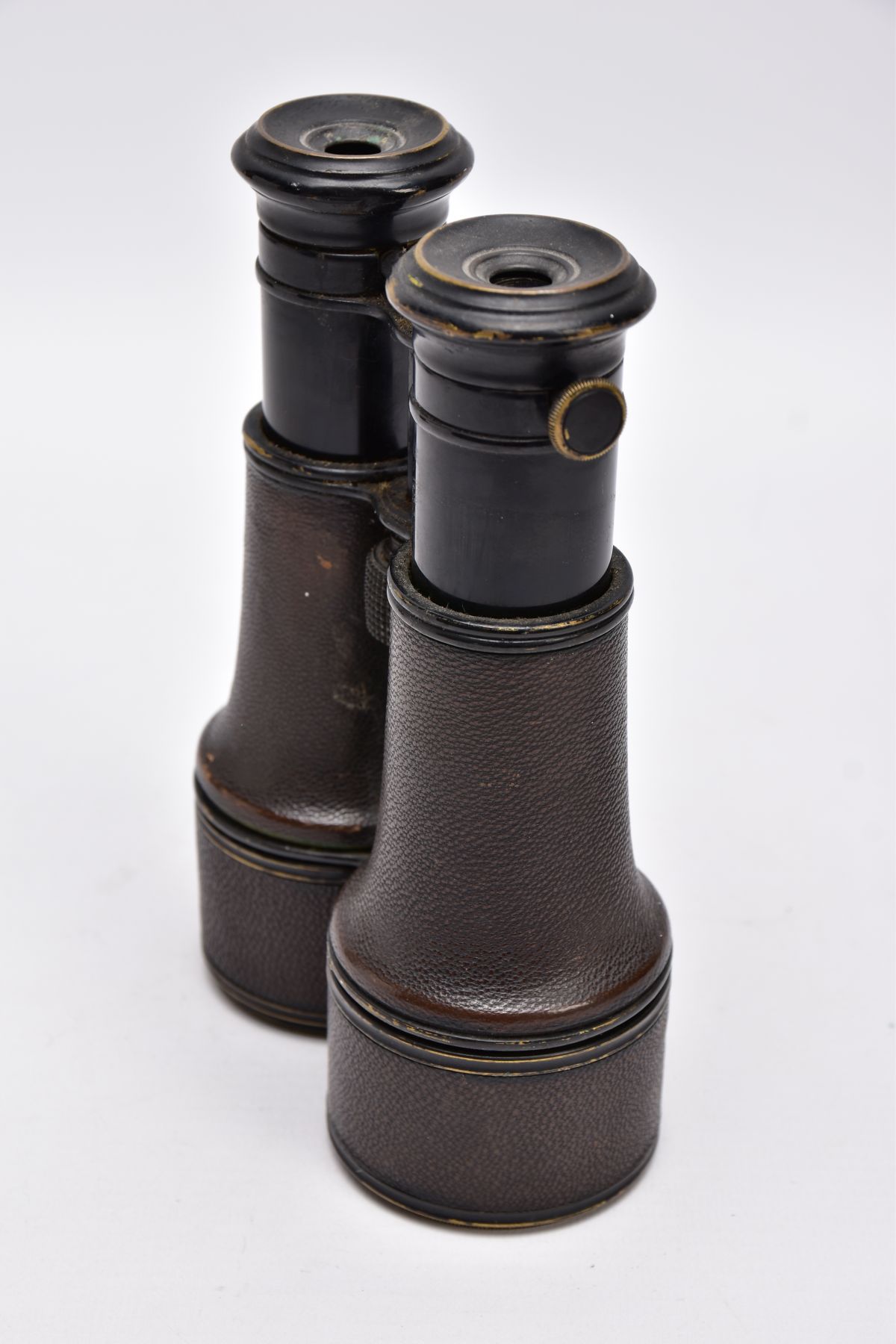 A PAIR OF WWI ERA BINOCULARS likely French manufacture, no makers marks, but they are marked ' - Image 5 of 6