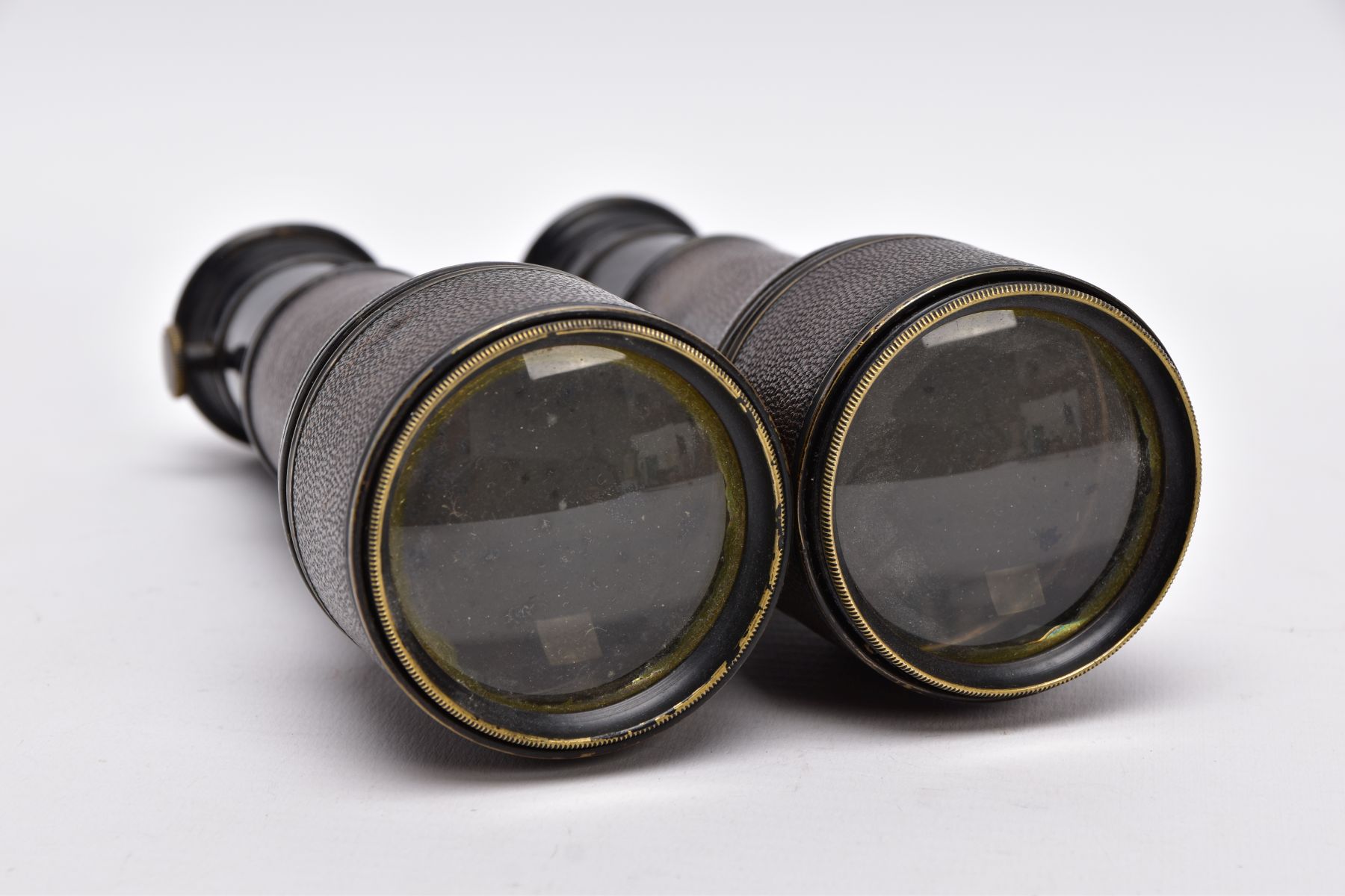 A PAIR OF WWI ERA BINOCULARS likely French manufacture, no makers marks, but they are marked ' - Image 4 of 6